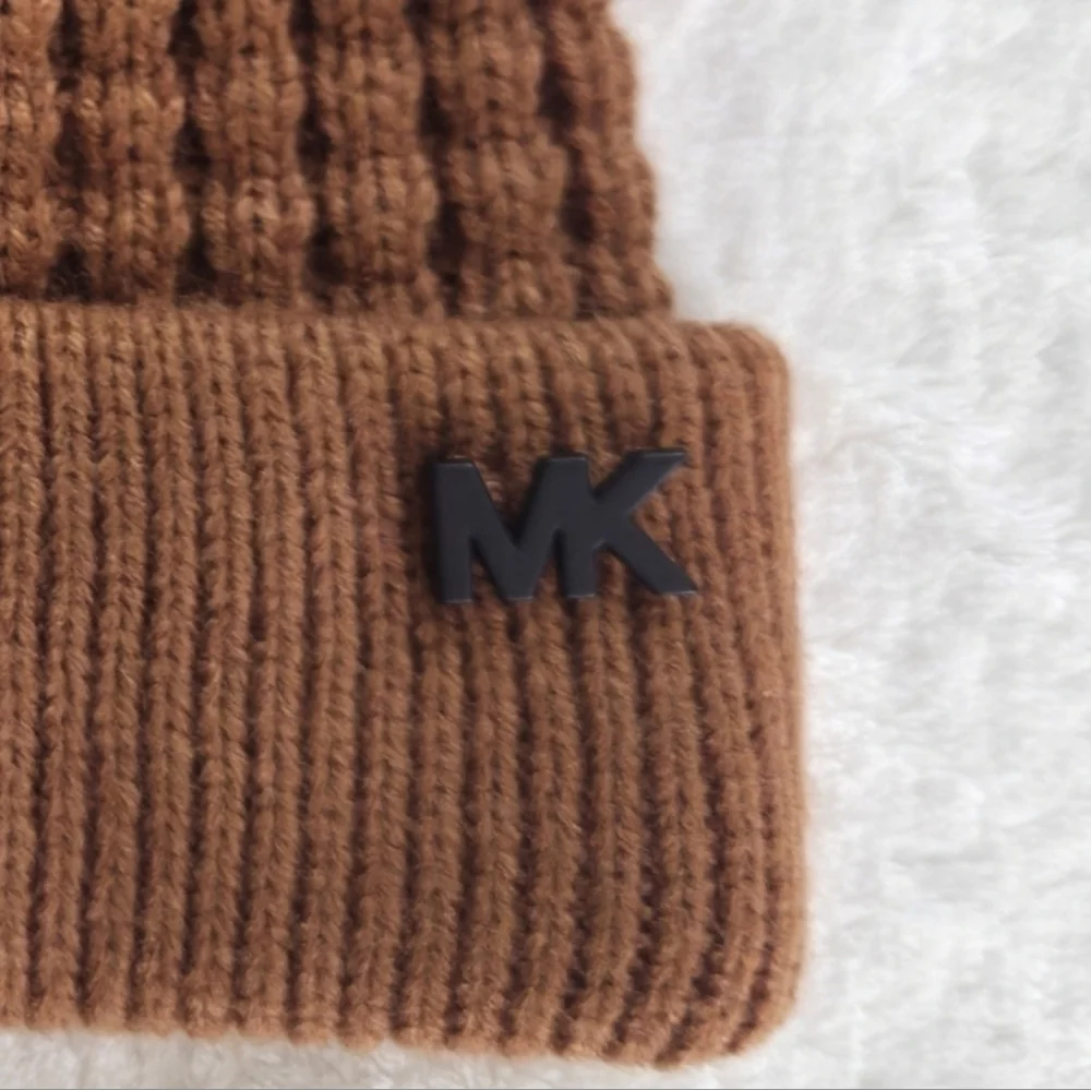 NEW!!! Michael Kors✨️ Women's Brown Knit Hat